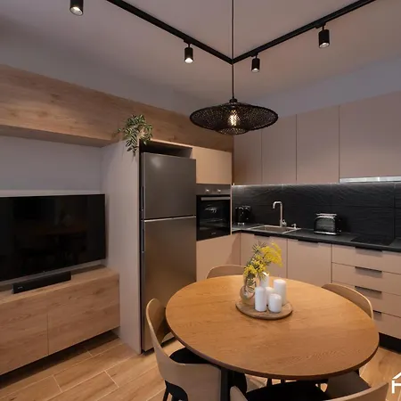 Balaleon Block - Urban Cocoon *